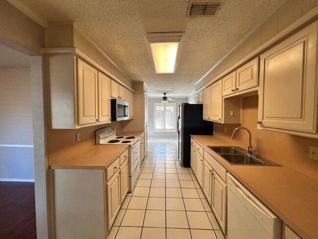 Foto del edificio - 5517 89th St