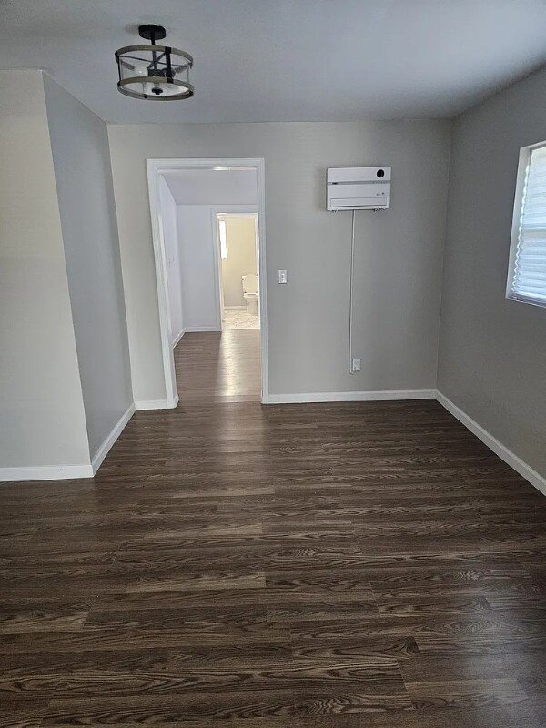 Building Photo - 109 60th St