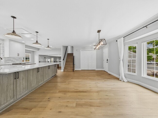 Building Photo - Gorgeous Home in Centennial!