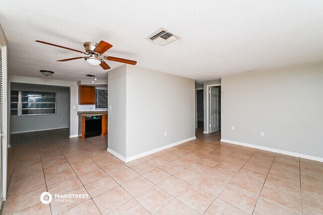 Building Photo - 3043 Bright Dr