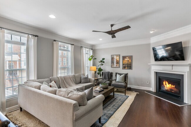 Foto del edificio - 5117 Kempsford Ct