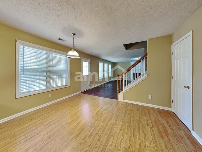 Foto del edificio - 3512 Kittery Dr SW