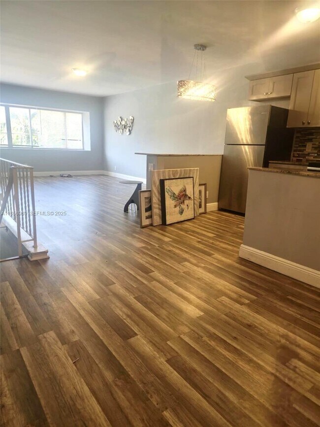 Foto del edificio - 3114 E Sunrise Blvd