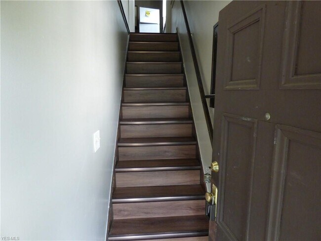 Foto del edificio - 14018 Courtland Ave