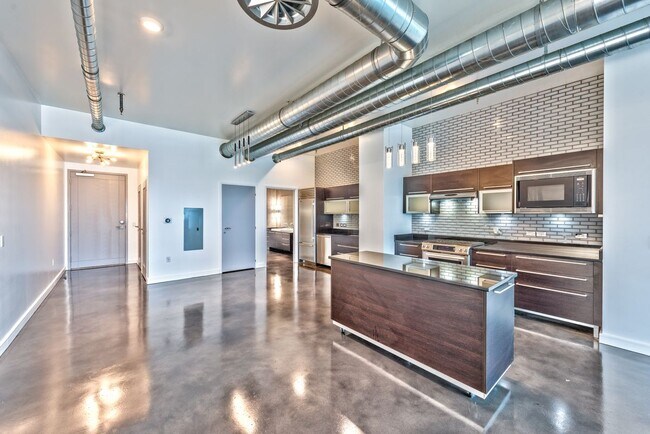 Foto del edificio - 200 Hoover Ave