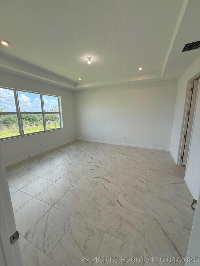 Foto del edificio - 13509 SW Bally Dr