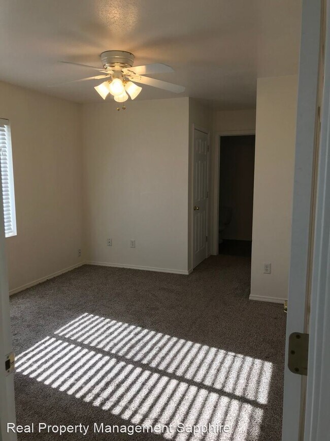 Building Photo - 2 br, 2 bath House - 4141 Grizzly Way