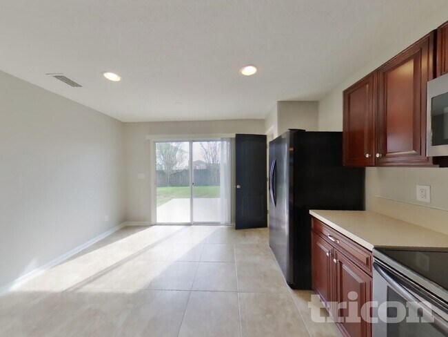 Building Photo - 86531 Cartesian Pointe Dr