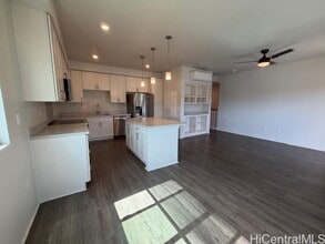 Building Photo - 91-3525-3525 Kauluakoko St