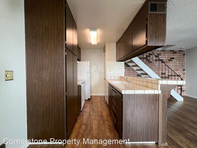 Building Photo - 2 br, 1 bath House - 297 Watson Dr #3