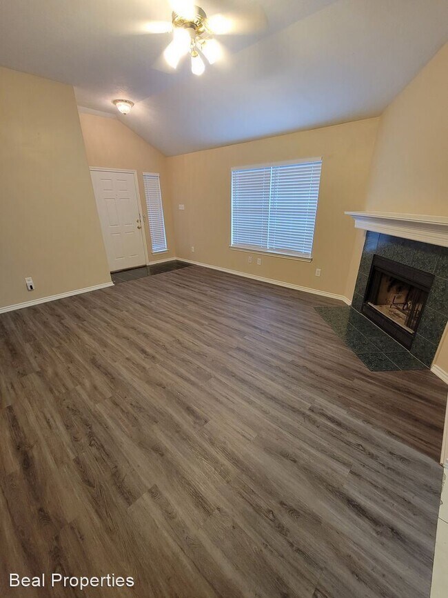 Foto del edificio - 3 br, 2 bath House - 809 Azalea Court
