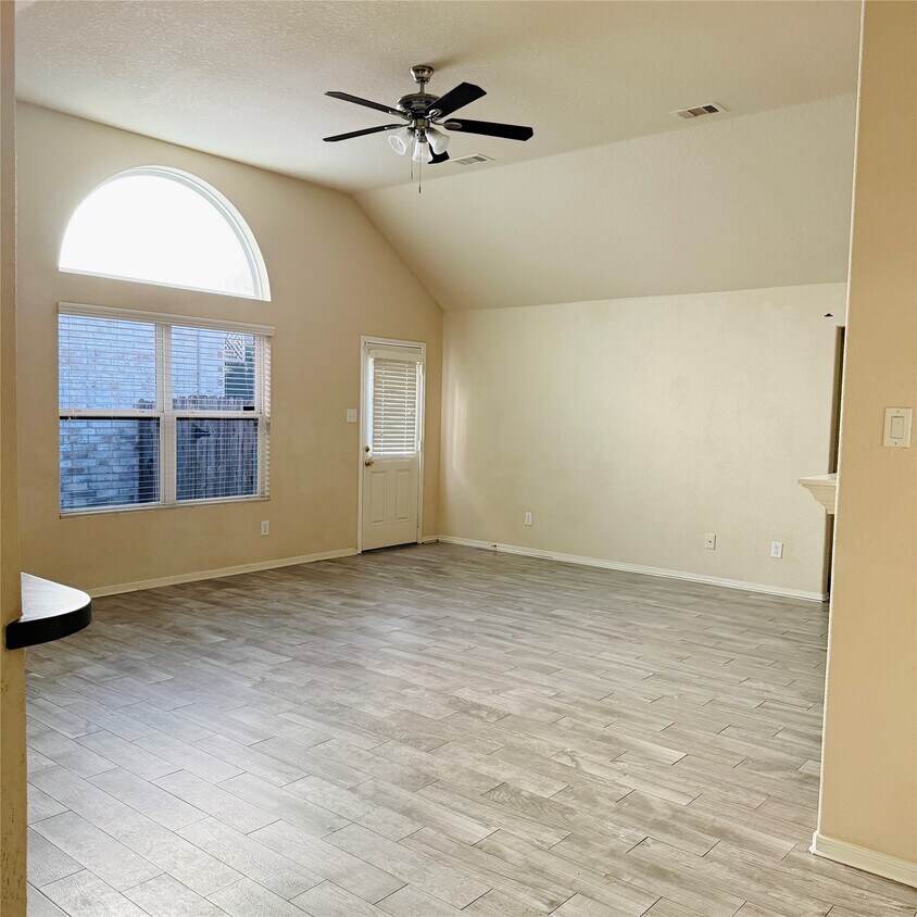 Foto del edificio - 19130 Clevera Walk Ln