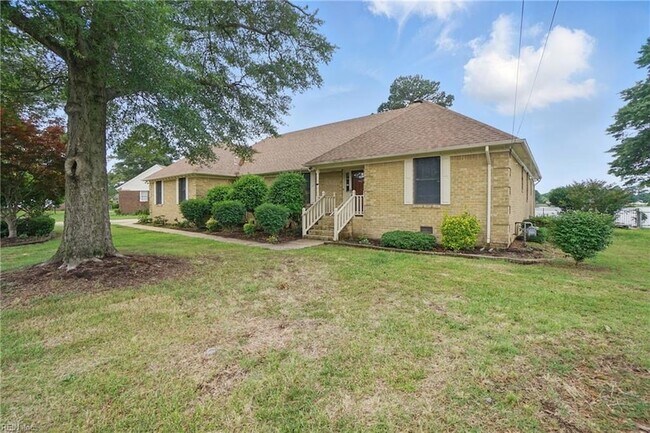Foto del edificio - 1724 Hodges Ferry Rd