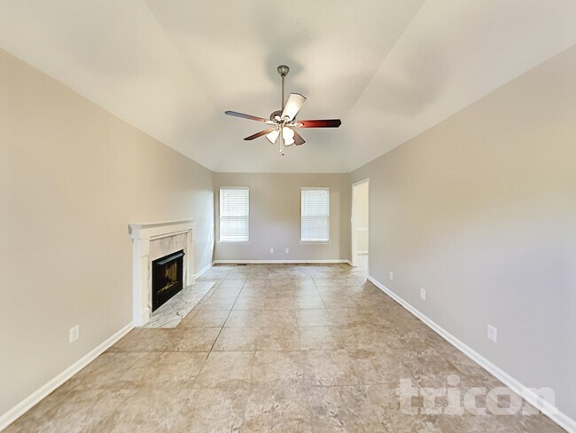 Building Photo - 2210 Burr Ct