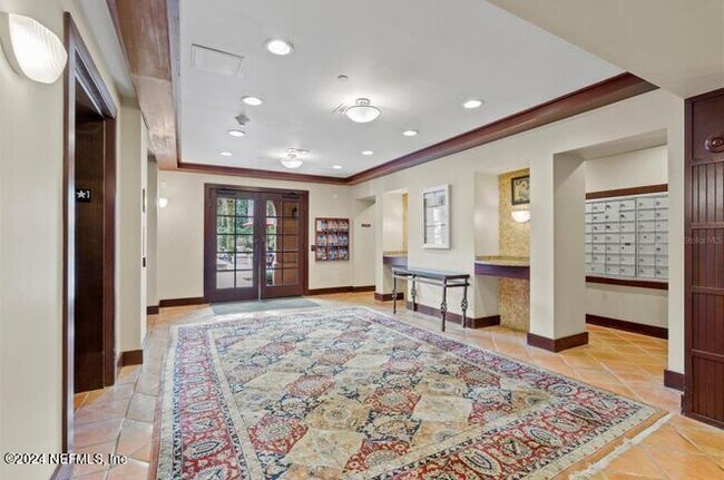 Foto del edificio - 955 Registry Blvd