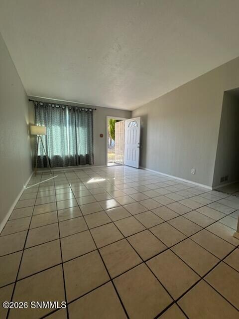 Foto del edificio - 1030 Maple St