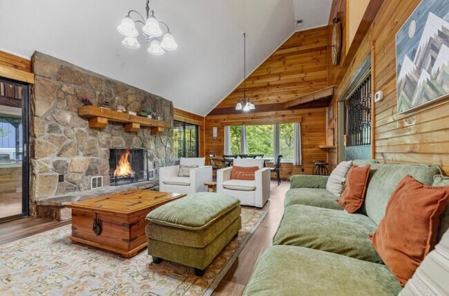 Building Photo - 3626 Pittman Center Rd