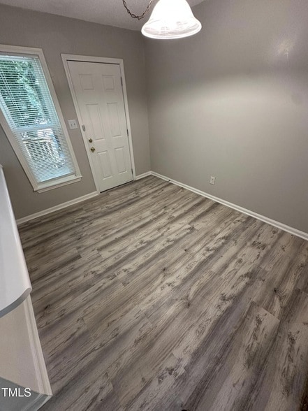 Foto del edificio - 925 Hearthridge Ct