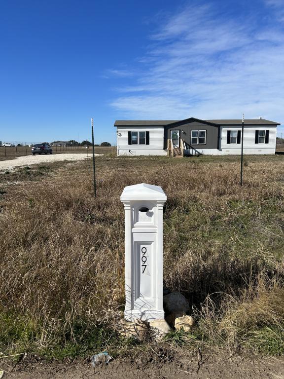 Building Photo - 997 Barton Ln