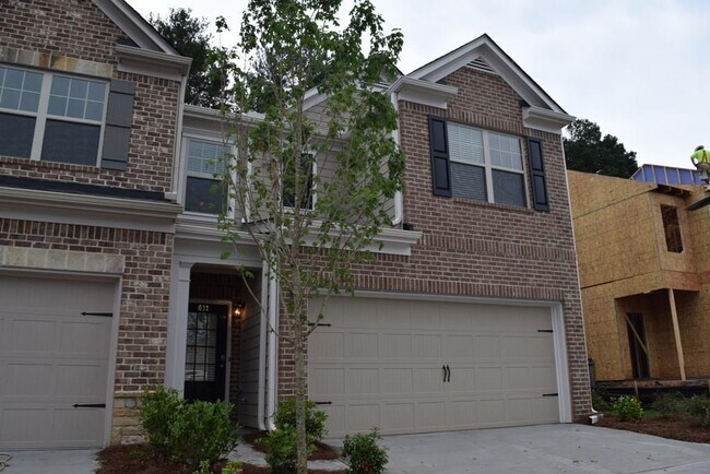 Foto del edificio - 631 Justins Pl Ln