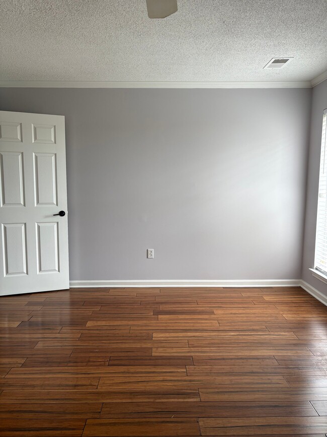 Foto del edificio - 2753 Broadway Dr