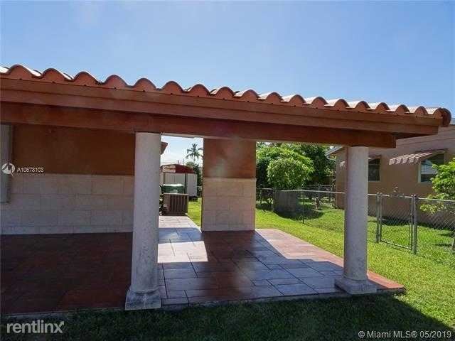 Foto del edificio - 3 br, 3 bath House - 4700 SW 104th Ave 1