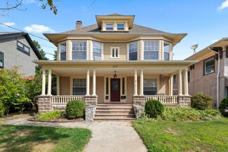 Building Photo - 809 Edgewood Ave