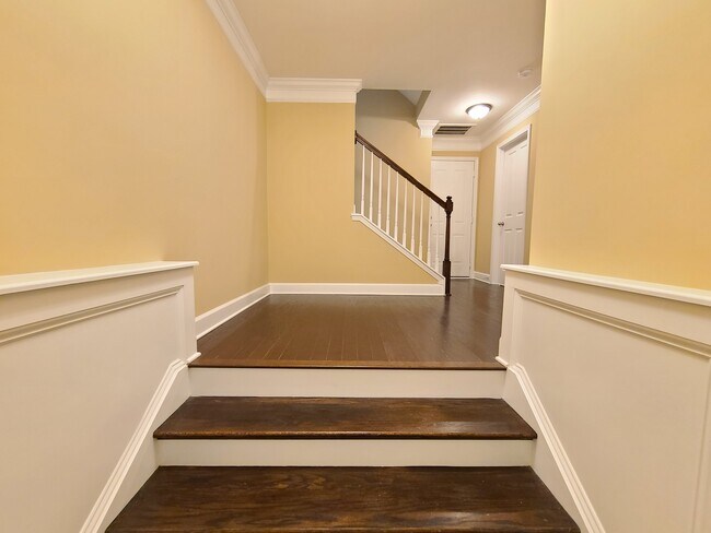 Foto del edificio - 5310 Missionary Way