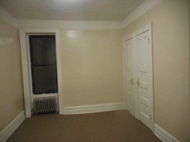 Building Photo - 8 Dean St