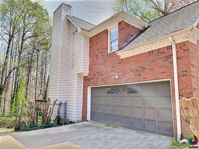 Foto del edificio - 4495 Settles Bridge Rd