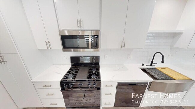 Foto del edificio - 2811 W 46th St