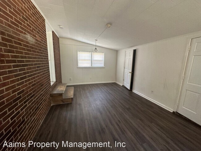 Building Photo - 3 br, 1.5 bath House - 1855 Strathmore Avenue