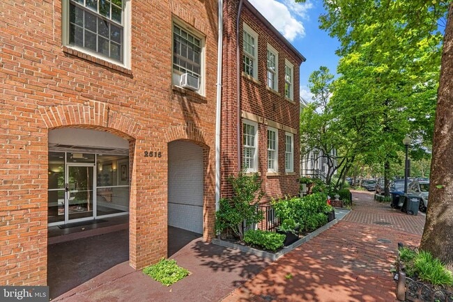 Building Photo - 2515 P St NW