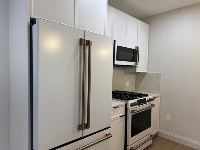 Foto del edificio - 100 Lincoln St