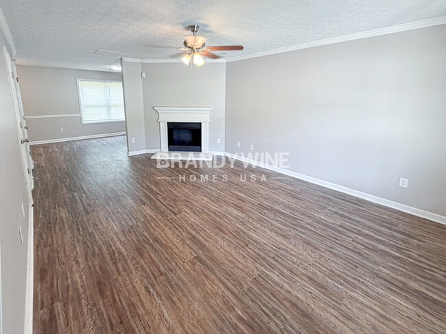 Building Photo - 7132 Bowie Dr
