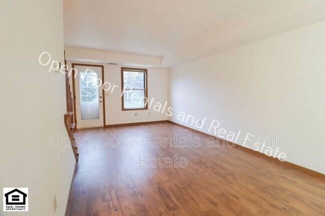 Foto del edificio - 5215 Vermont Ln