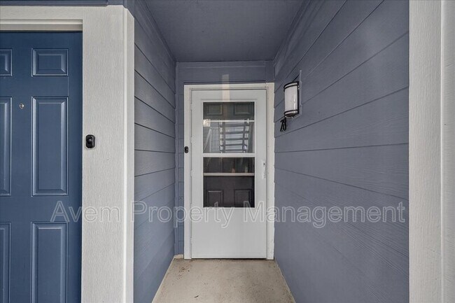 Photo - 12600 SE Freeman Way Apartment