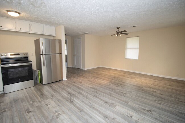 Foto del edificio - 1213 Suber St