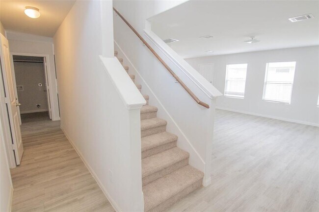 Foto del edificio - 5407 Hawksbury Creek Trail