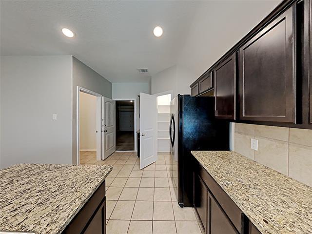 Building Photo - 7948 Mosspark Ln