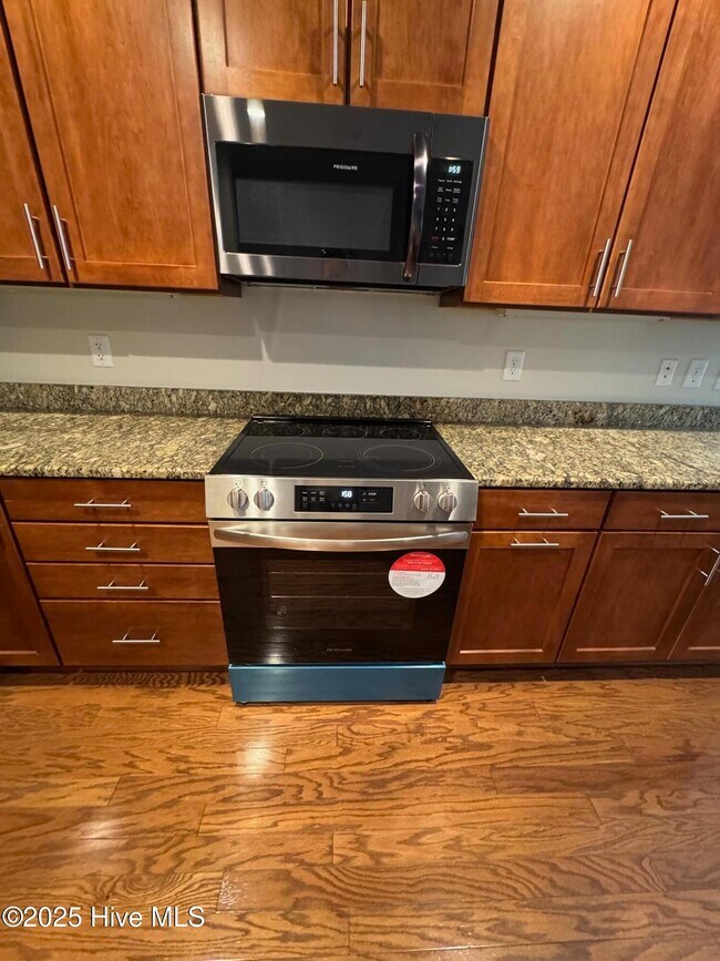 Foto del edificio - 15 Elk Ridge Ln