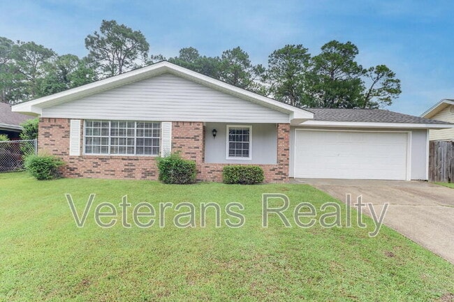 Building Photo - 2164 Baywood Dr