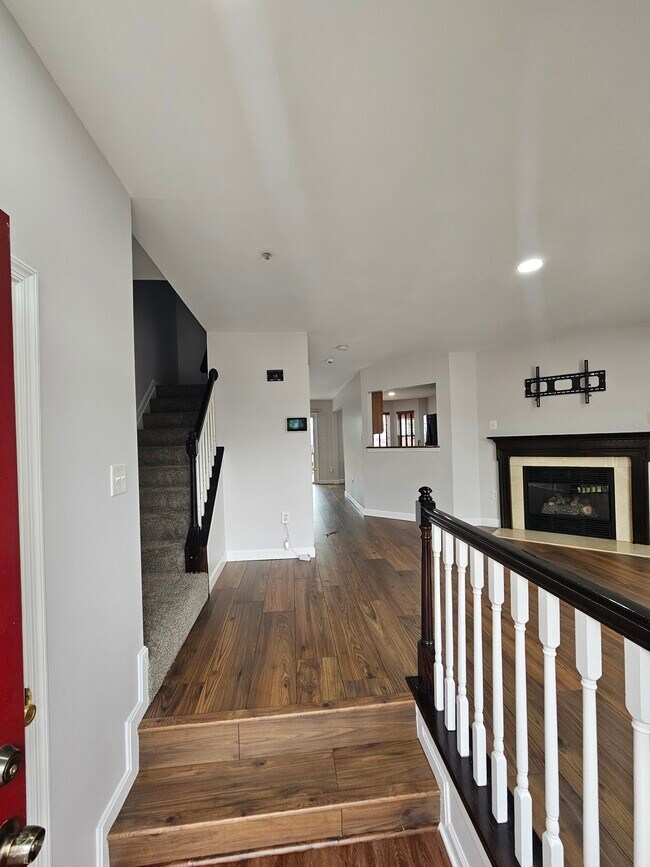 Foto del edificio - 10624 Riva Pl