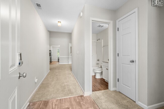 Building Photo - 110 Bellington Dr