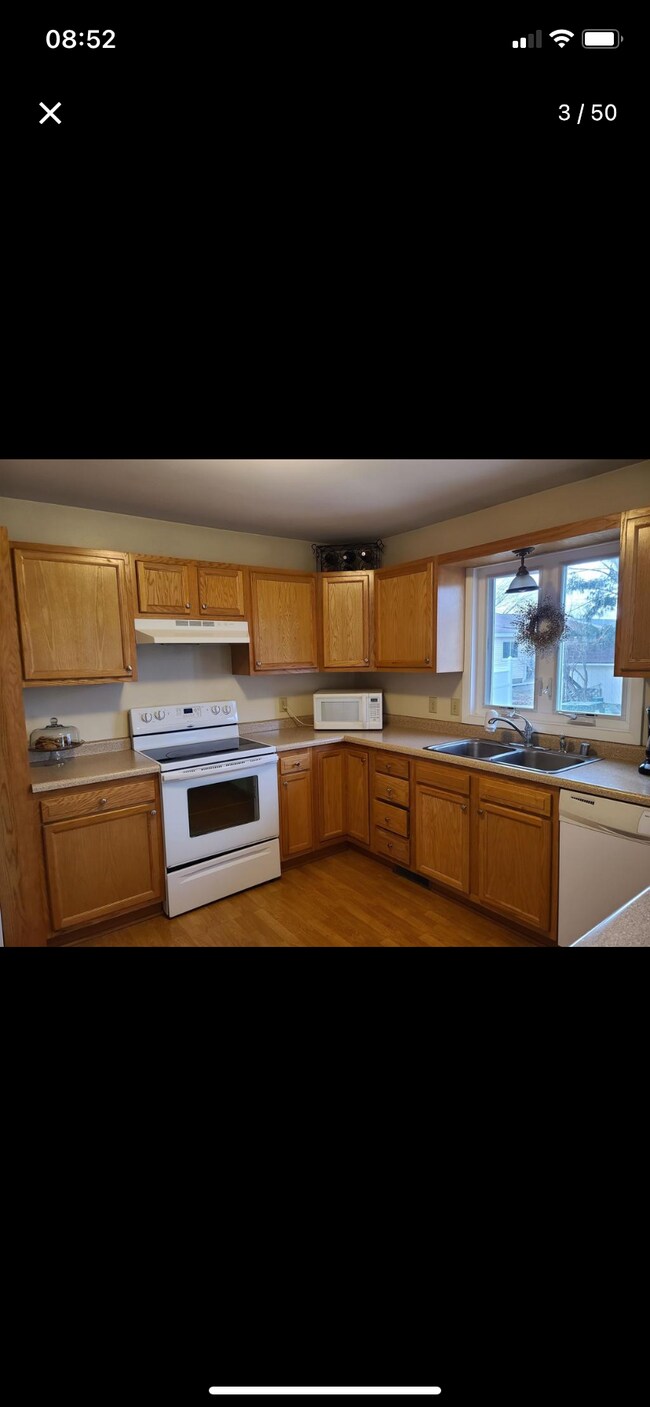 Foto del edificio - 873 Lincoln Ave