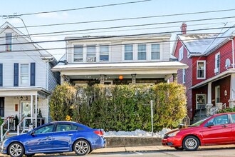 Building Photo - 626 State St