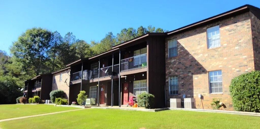 Primary Photo - 226 Spanish Oaks Rd