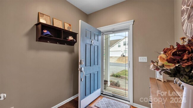 Building Photo - 10752 Big Bear Dr