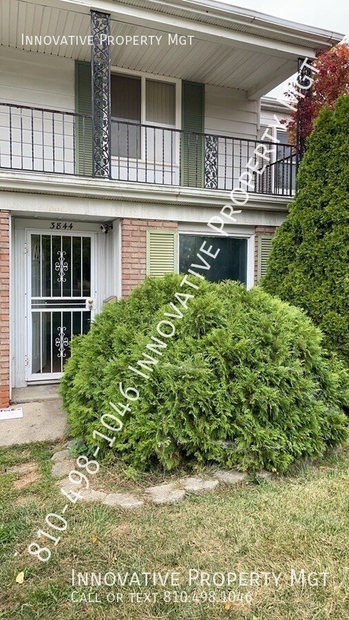 Foto del edificio - 3844 Park Forest Dr