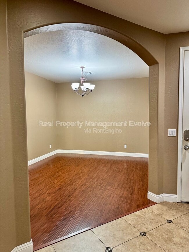 Foto del edificio - 9156 W Mine Trail